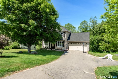 Homes For Sale - 10 Dawns Road<br/> New Milford, CT 06776