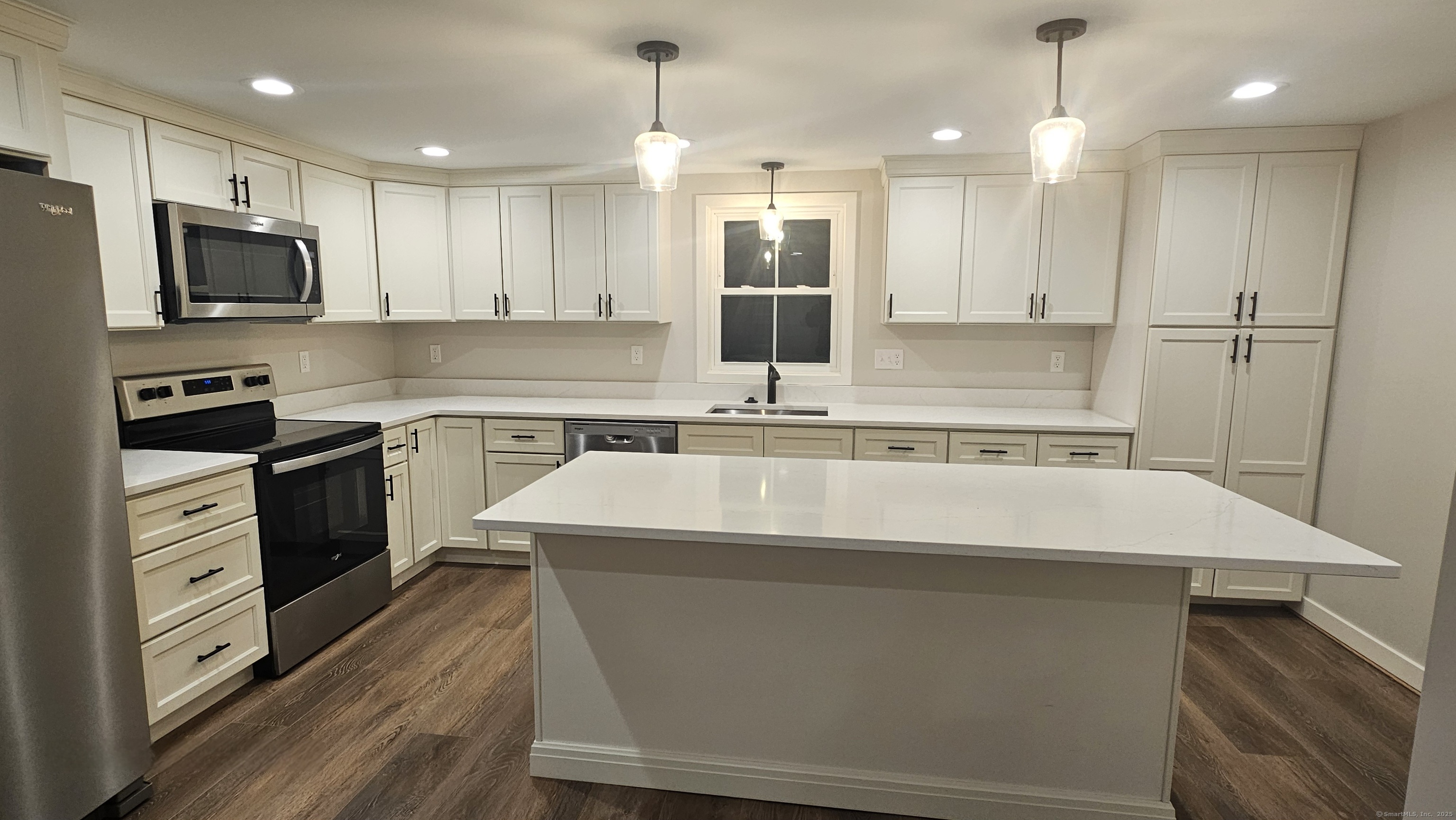 15 Welcome Place, Manchester, Connecticut image 6