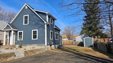 15 Welcome Place, Manchester, CT 06040 - #: 24080242