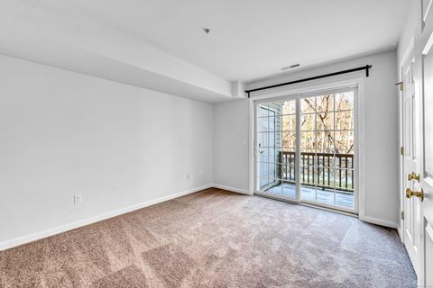 Tiny photo for 793 Federal Road #3, Brookfield, CT 06804 (MLS # 24143666)