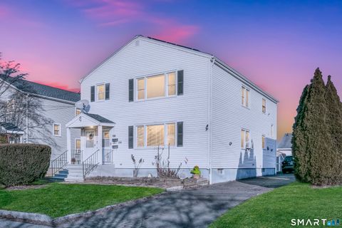 Photo of 156 Garden Drive, Bridgeport, CT 06606 (MLS # 24146579)