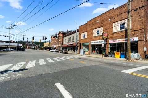 Photo of 36 Main Street #H, Thomaston, CT 06787 (MLS # 24183379)