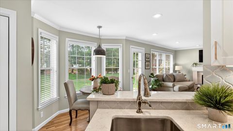 Tiny photo for 114 Fox Hollow #114, Avon, CT 06001 (MLS # 24167455)