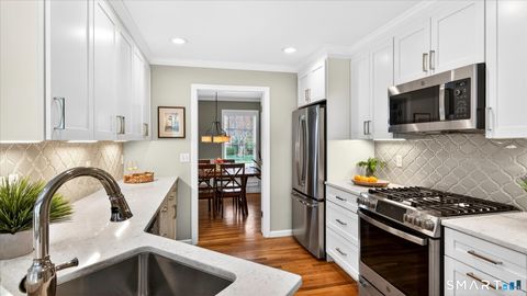 Tiny photo for 114 Fox Hollow #114, Avon, CT 06001 (MLS # 24167455)