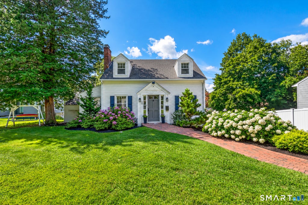 Photo of 23 Benedict Avenue, Fairfield, CT 06825 (MLS # 24205583)