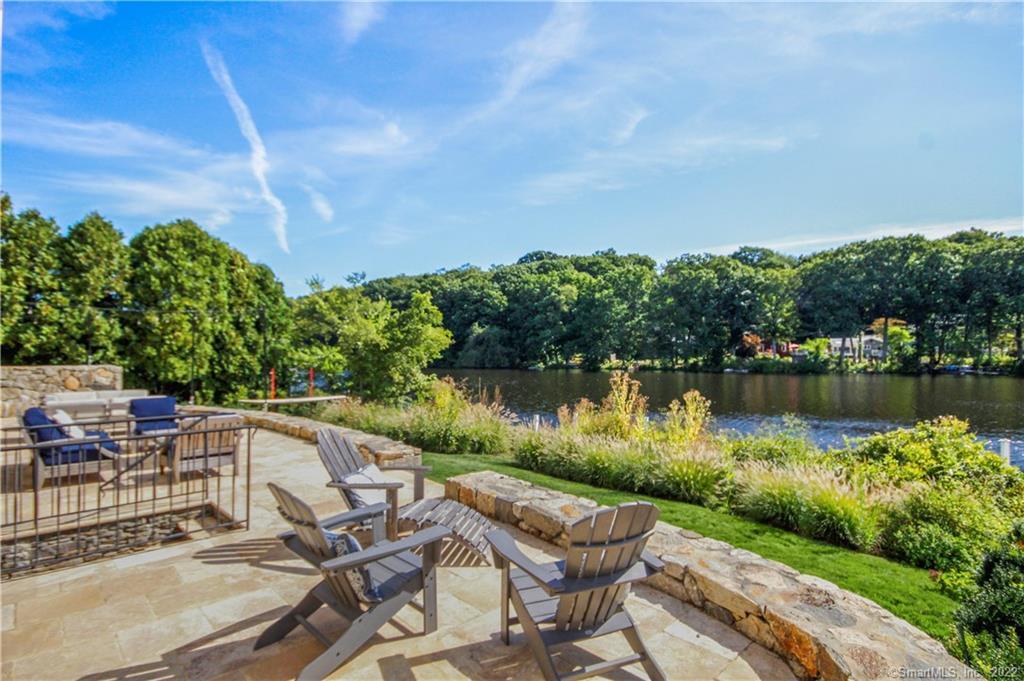 Photo 1 of 95 Valley Road B, Greenwich, Connecticut, $2,750,000, Web #: 170286049