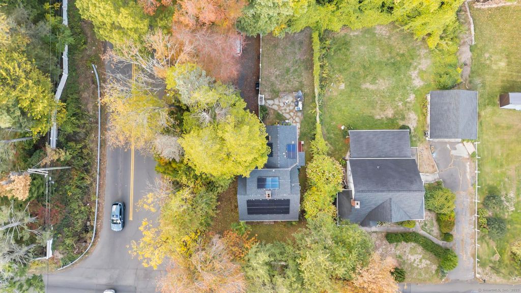 Photo of 580 Skiff Street, North Haven, CT 06473 (MLS # 24134095)