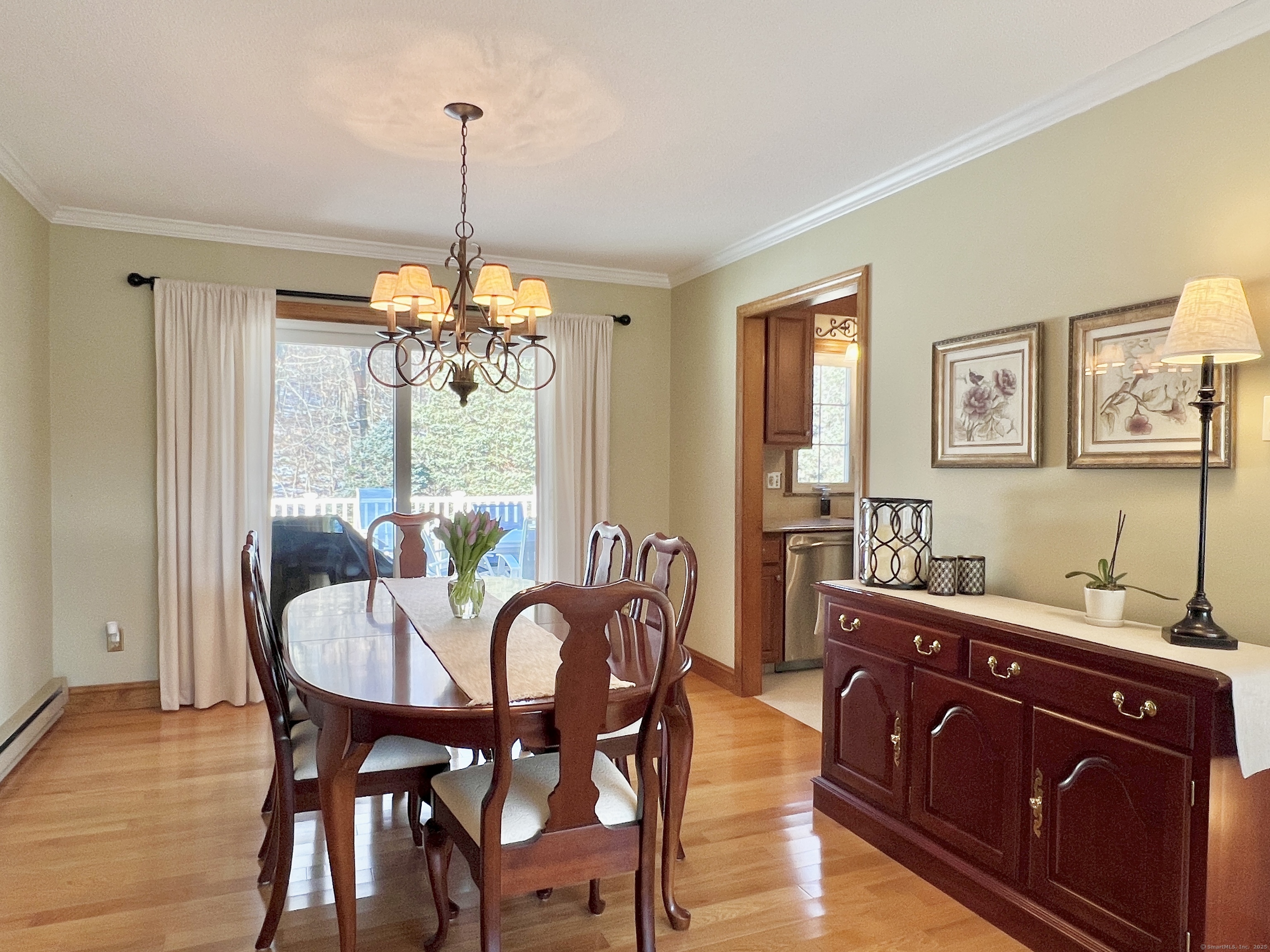 31 Mohican Lane, Bristol, Connecticut image 4