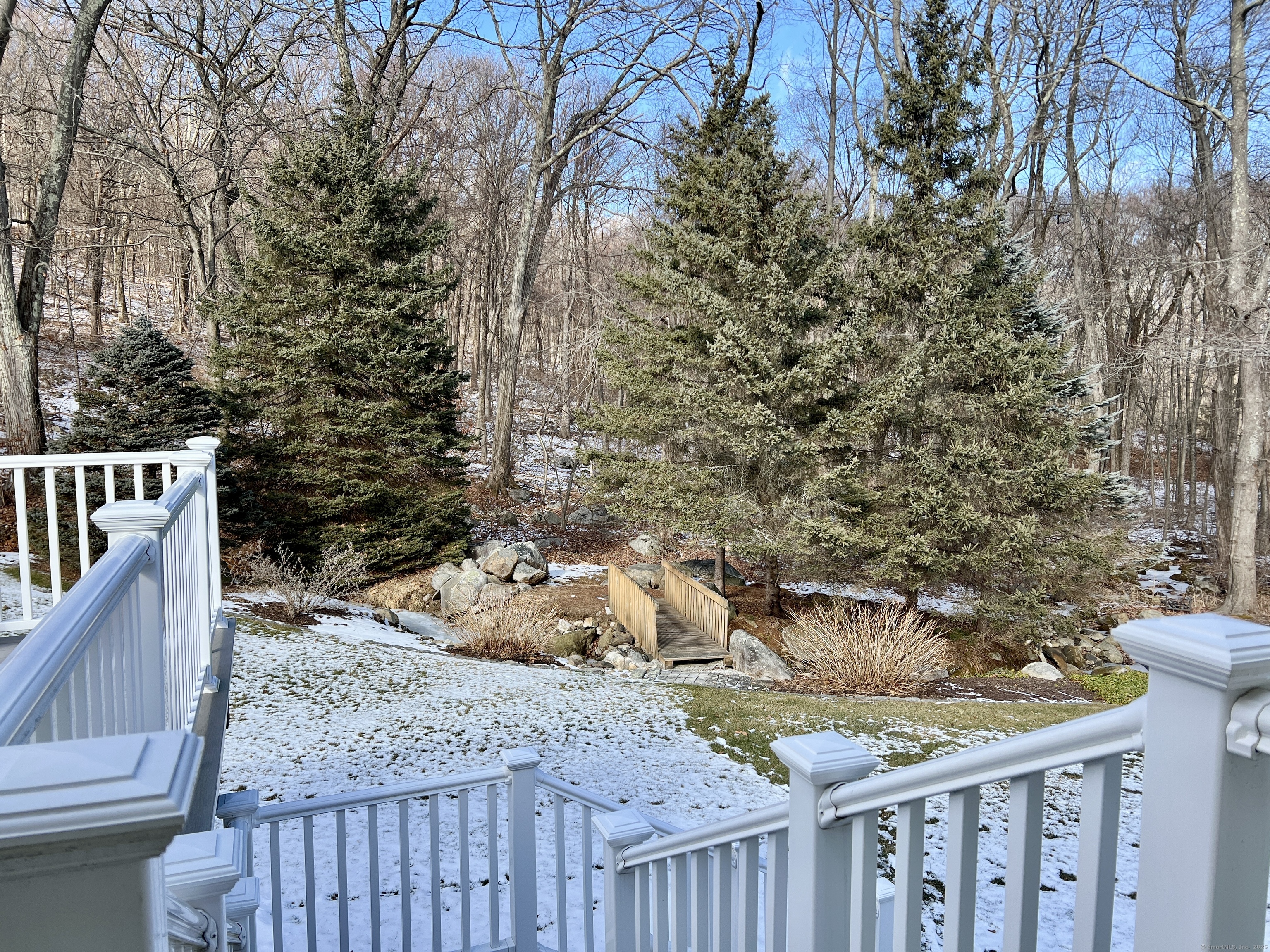 31 Mohican Lane, Bristol, Connecticut image 34