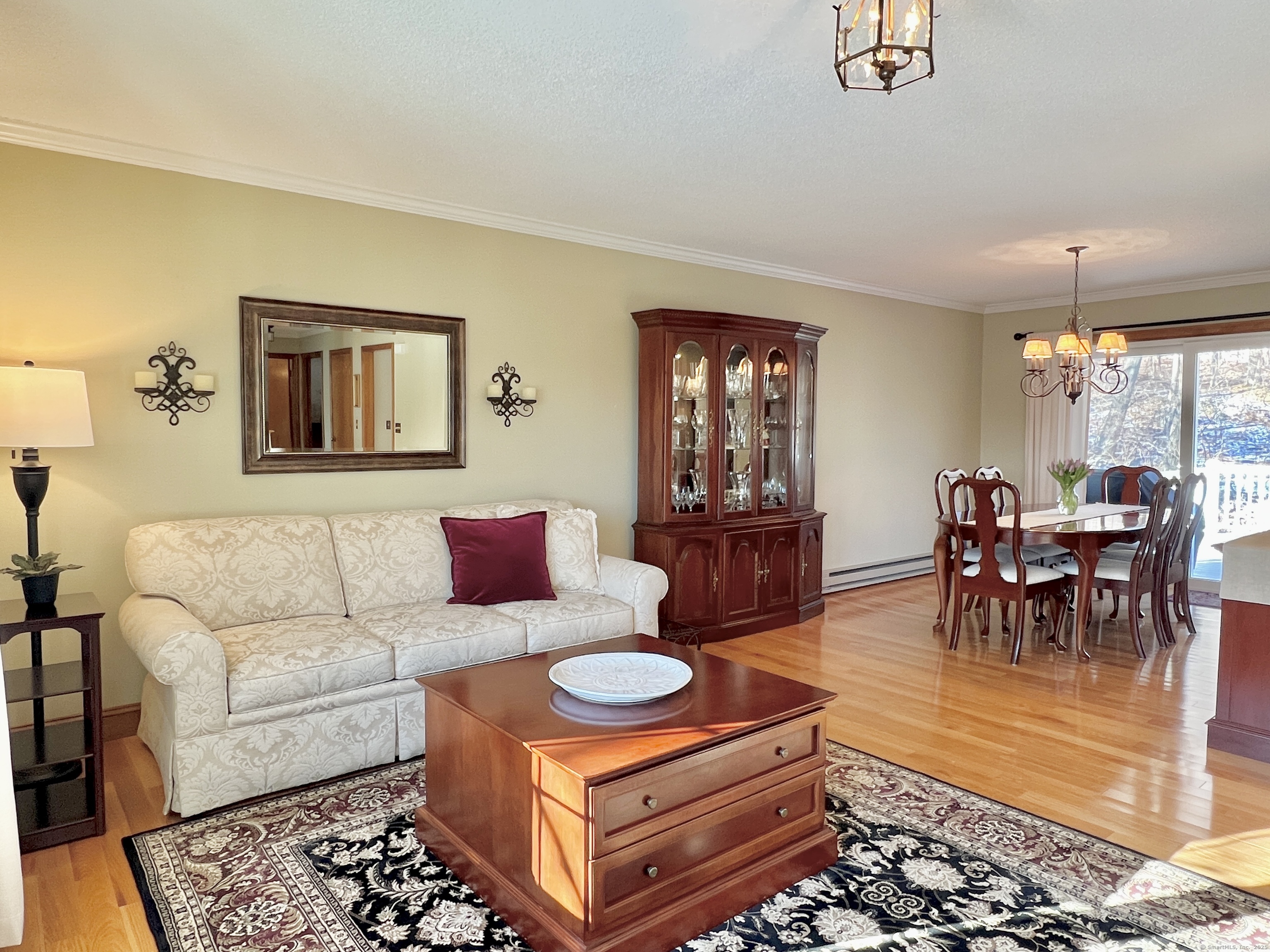 31 Mohican Lane, Bristol, Connecticut image 5