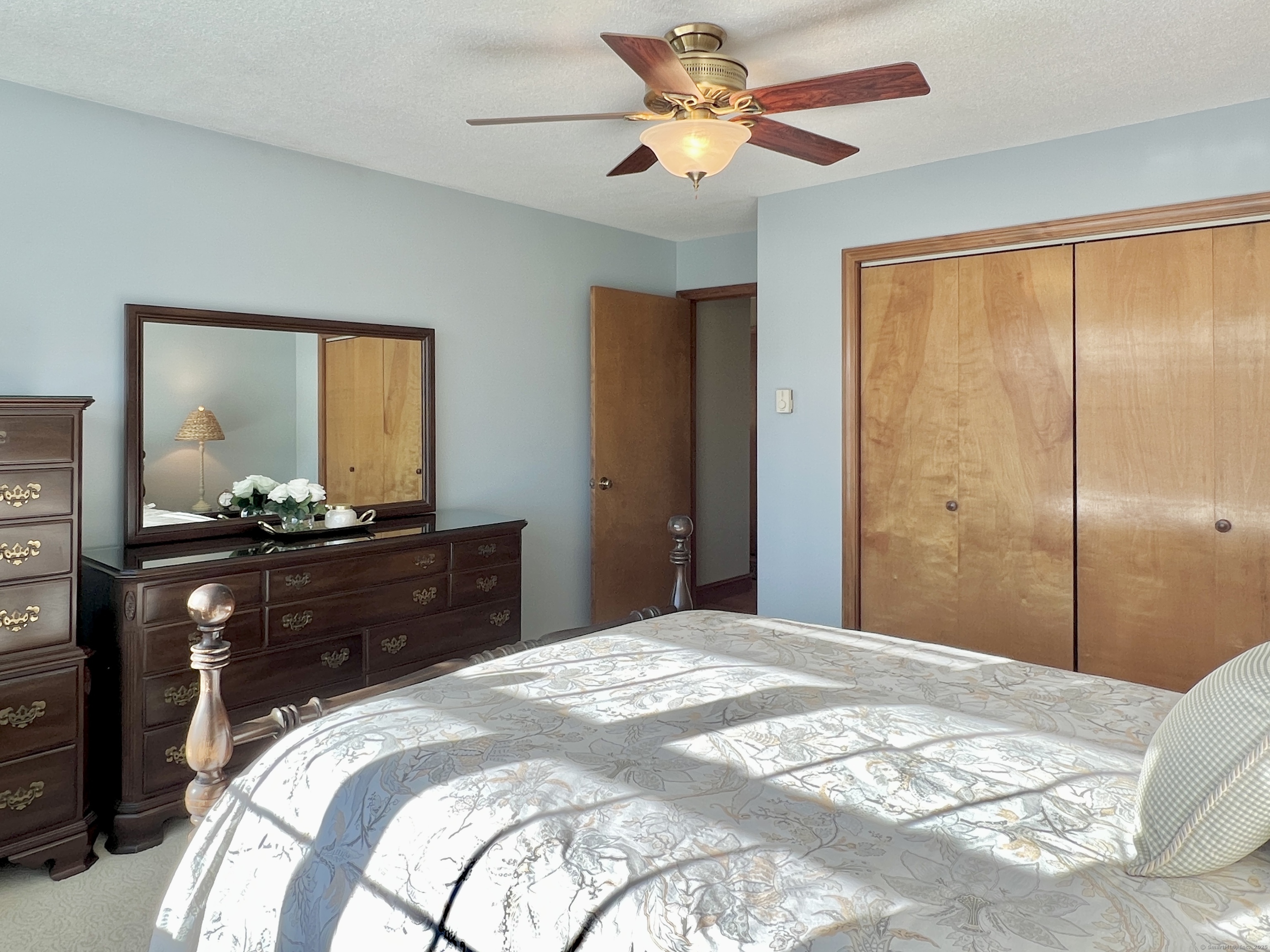 31 Mohican Lane, Bristol, Connecticut image 12