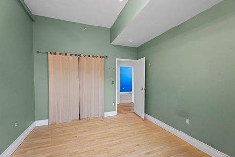 Tiny photo for 196 Crown Street #3J, New Haven, CT 06510 (MLS # 24130880)