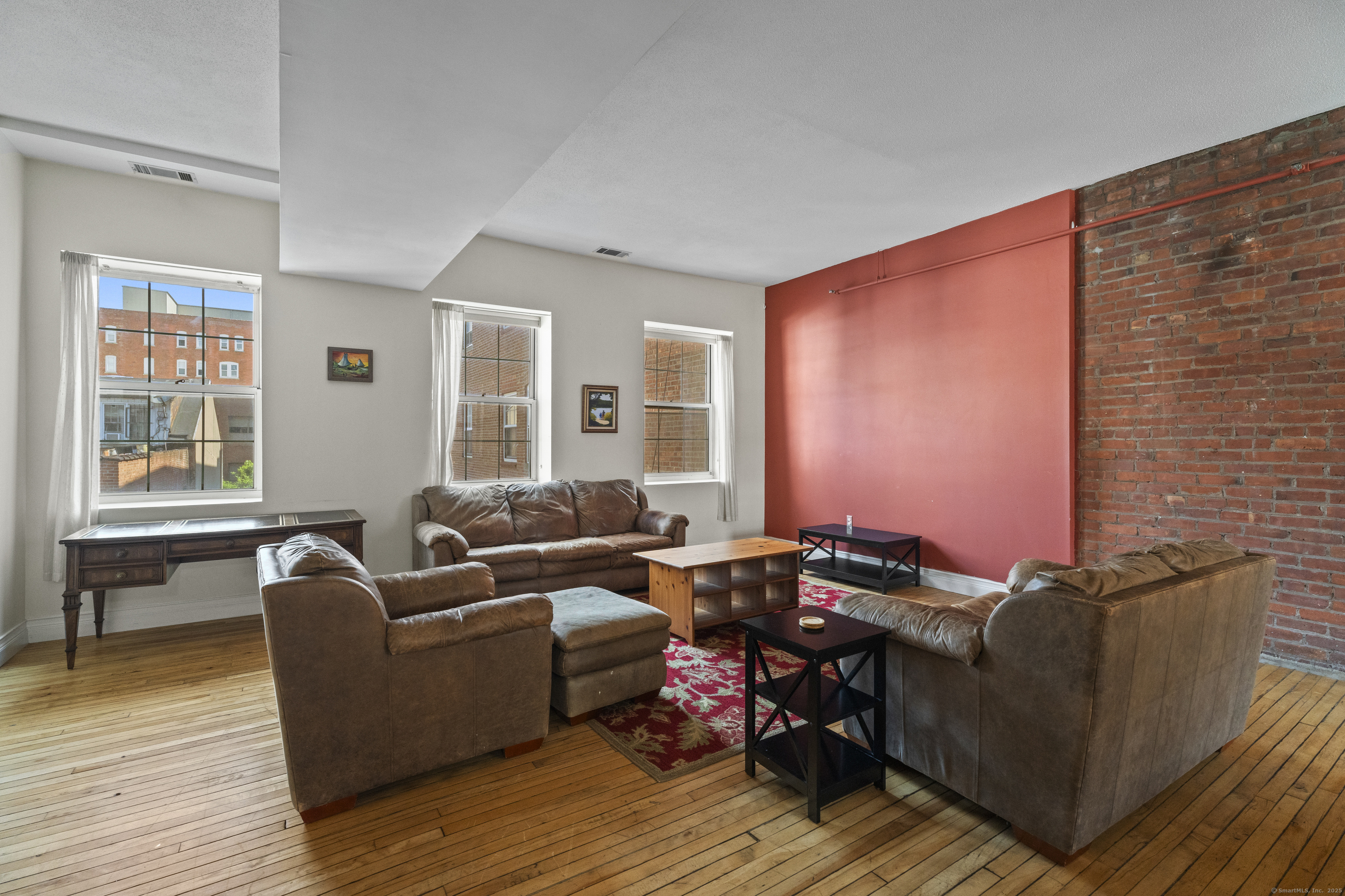 196 Crown Street 310