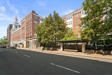 Tiny photo for 196 Crown Street #3J, New Haven, CT 06510 (MLS # 24130880)