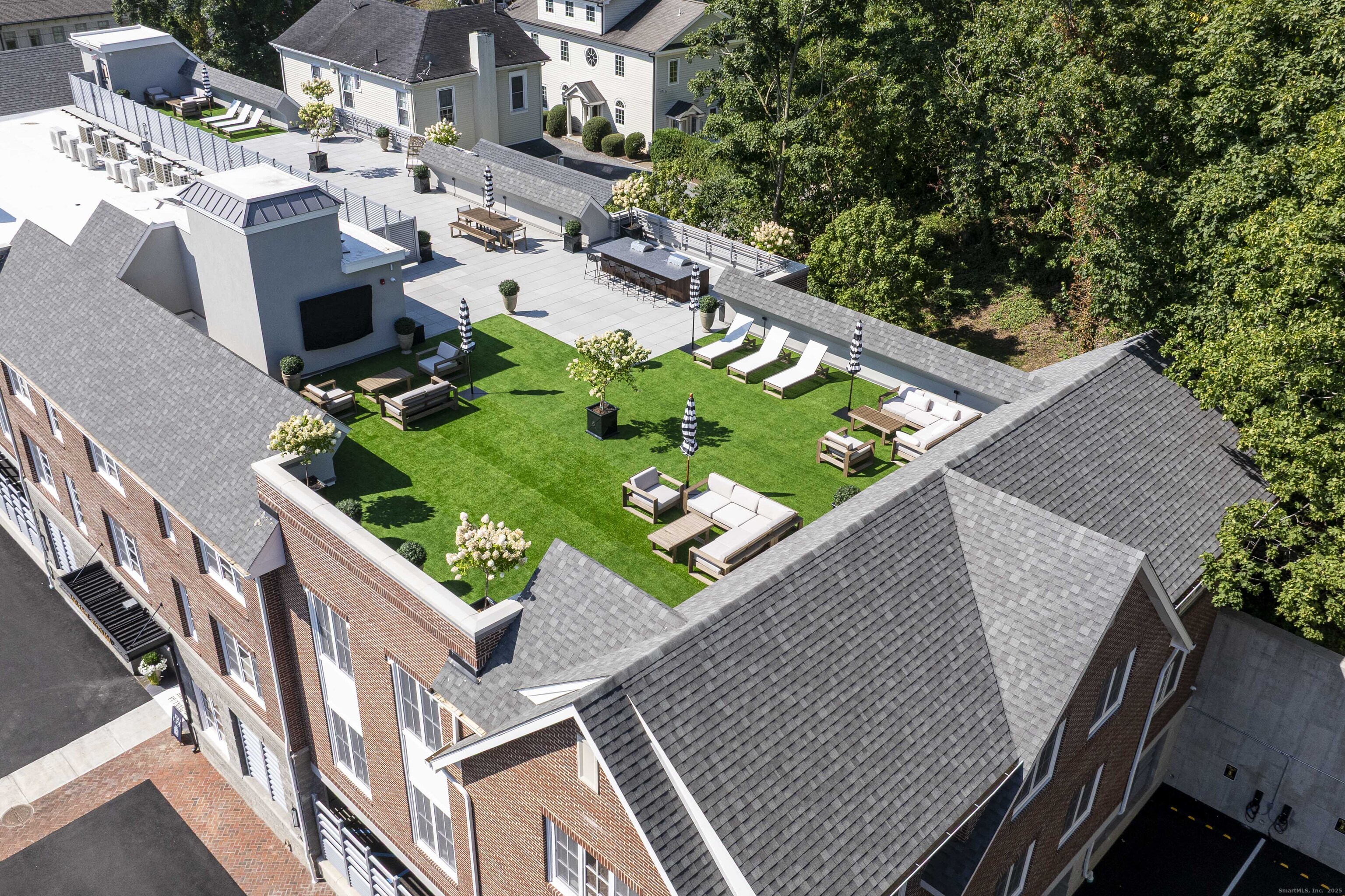 100 East Putnam Avenue 301