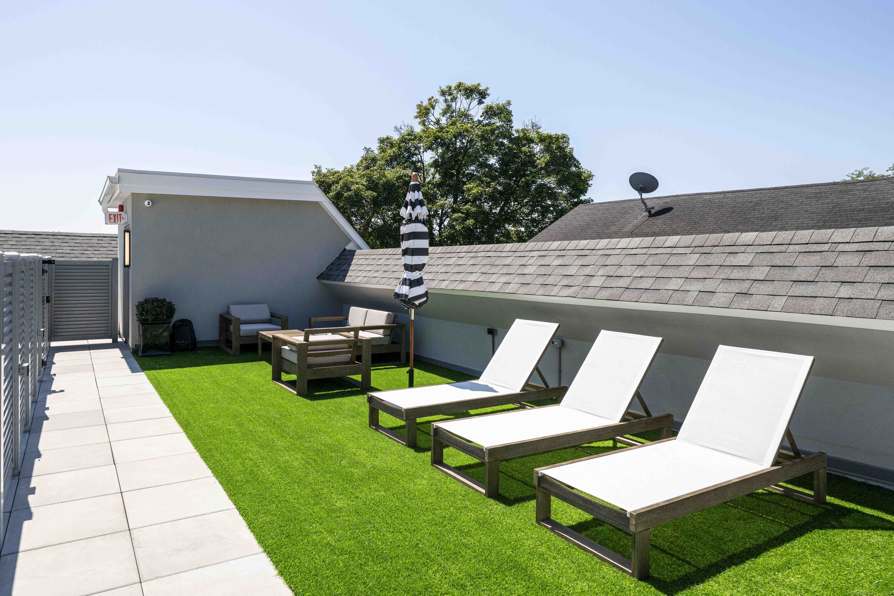 100 East Putnam Avenue 301