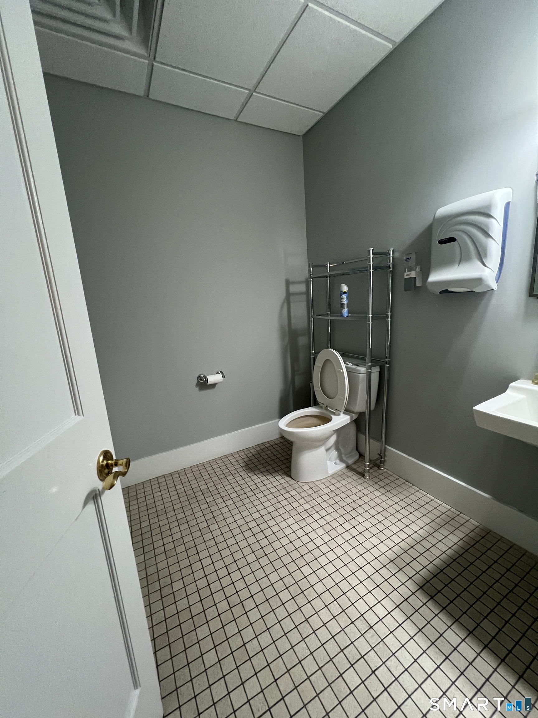 500 Purdy Hill Road 8