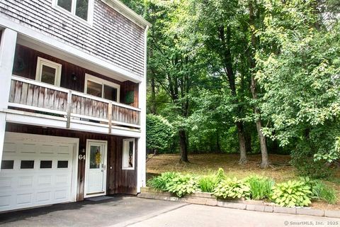 Photo of 64 Songbird Lane #64, Farmington, CT 06032 (MLS # 24119781)