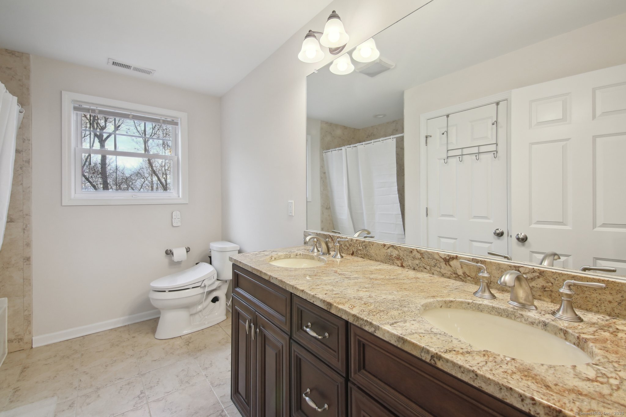 96 Damascus Road, Branford, Connecticut image 25