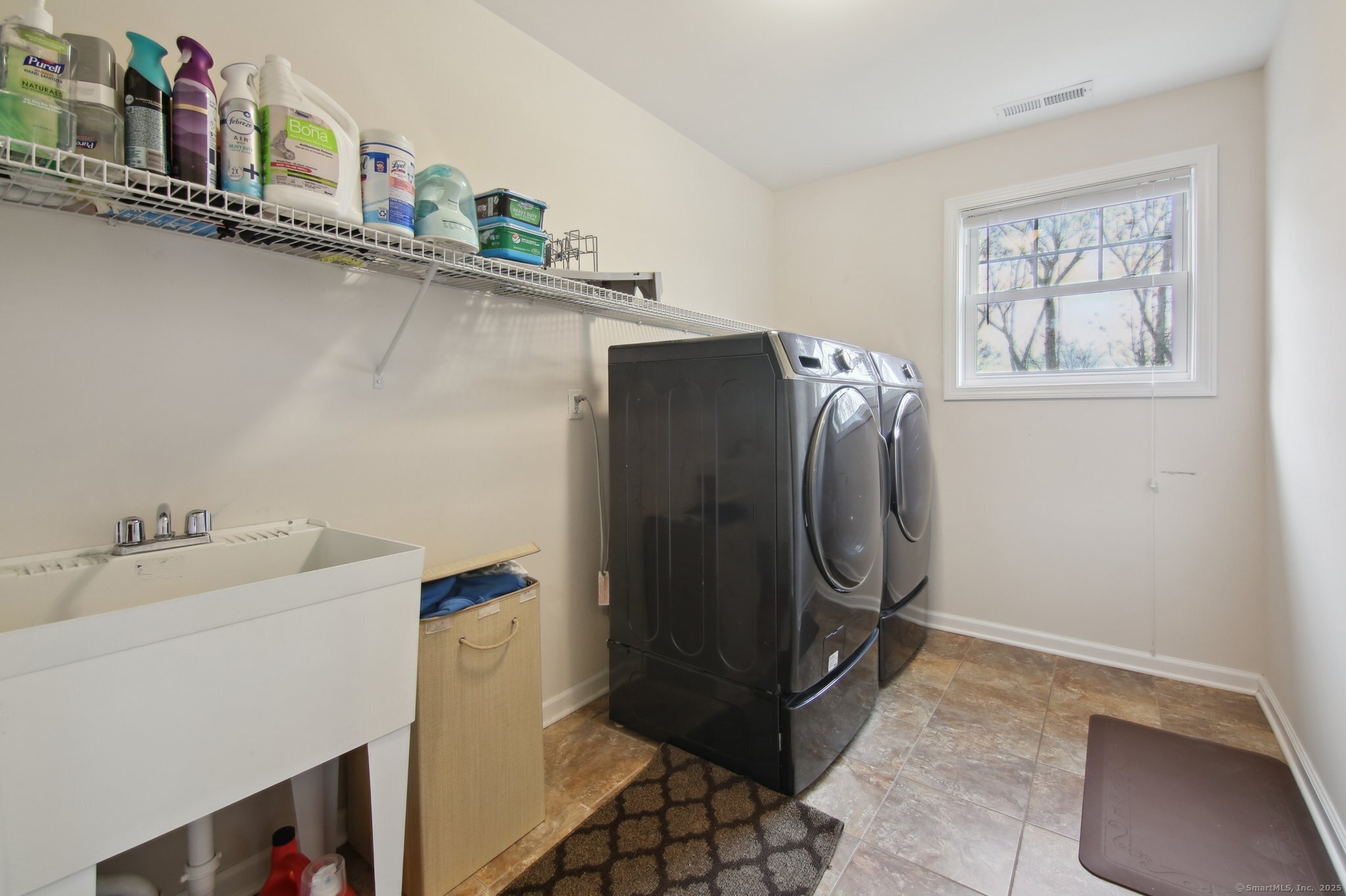 96 Damascus Road, Branford, Connecticut image 21