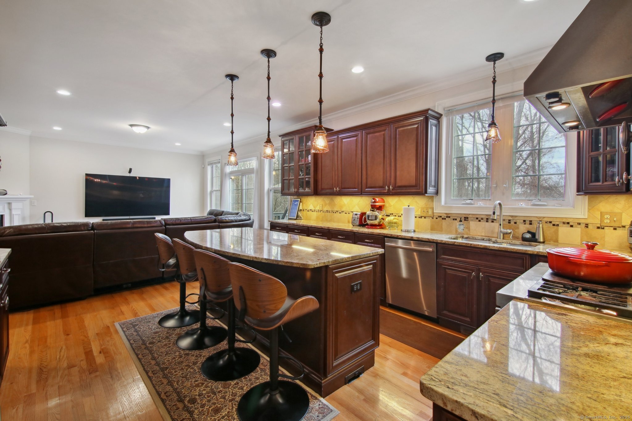 96 Damascus Road, Branford, Connecticut image 13