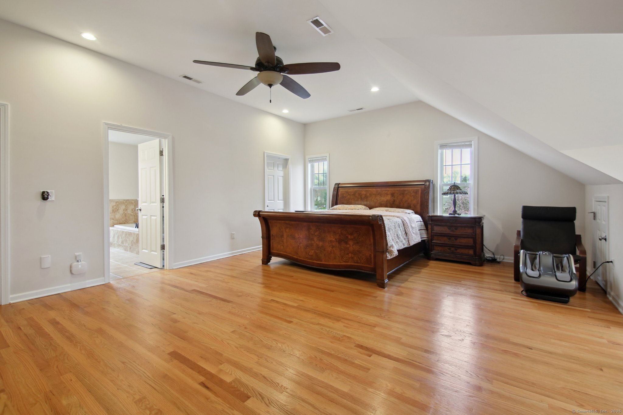 96 Damascus Road, Branford, Connecticut image 17