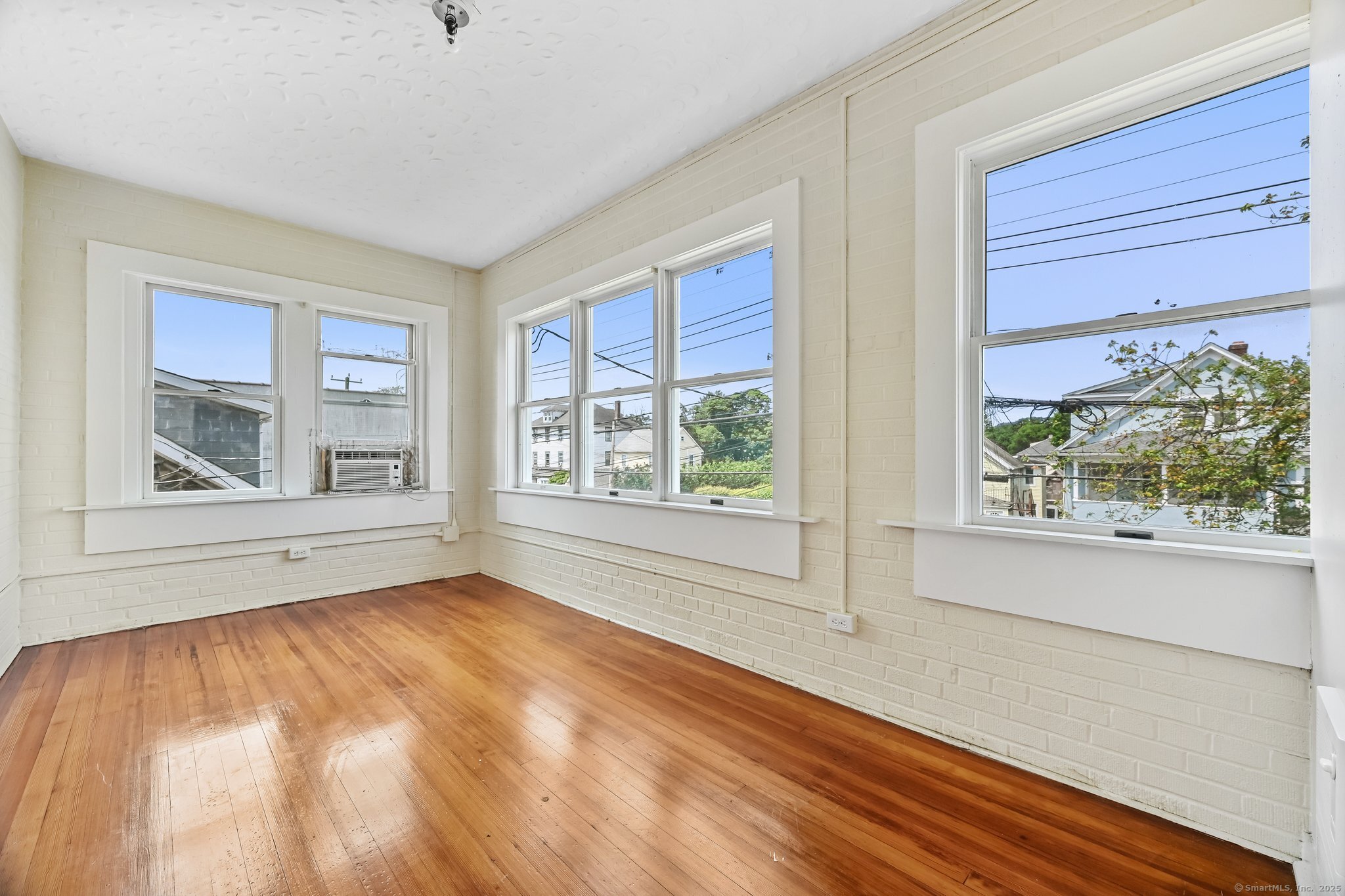 Greenwich, Connecticut 06830, United States, 3 Bedrooms Bedrooms, ,1 BathroomBathrooms,Residential,Active,149052