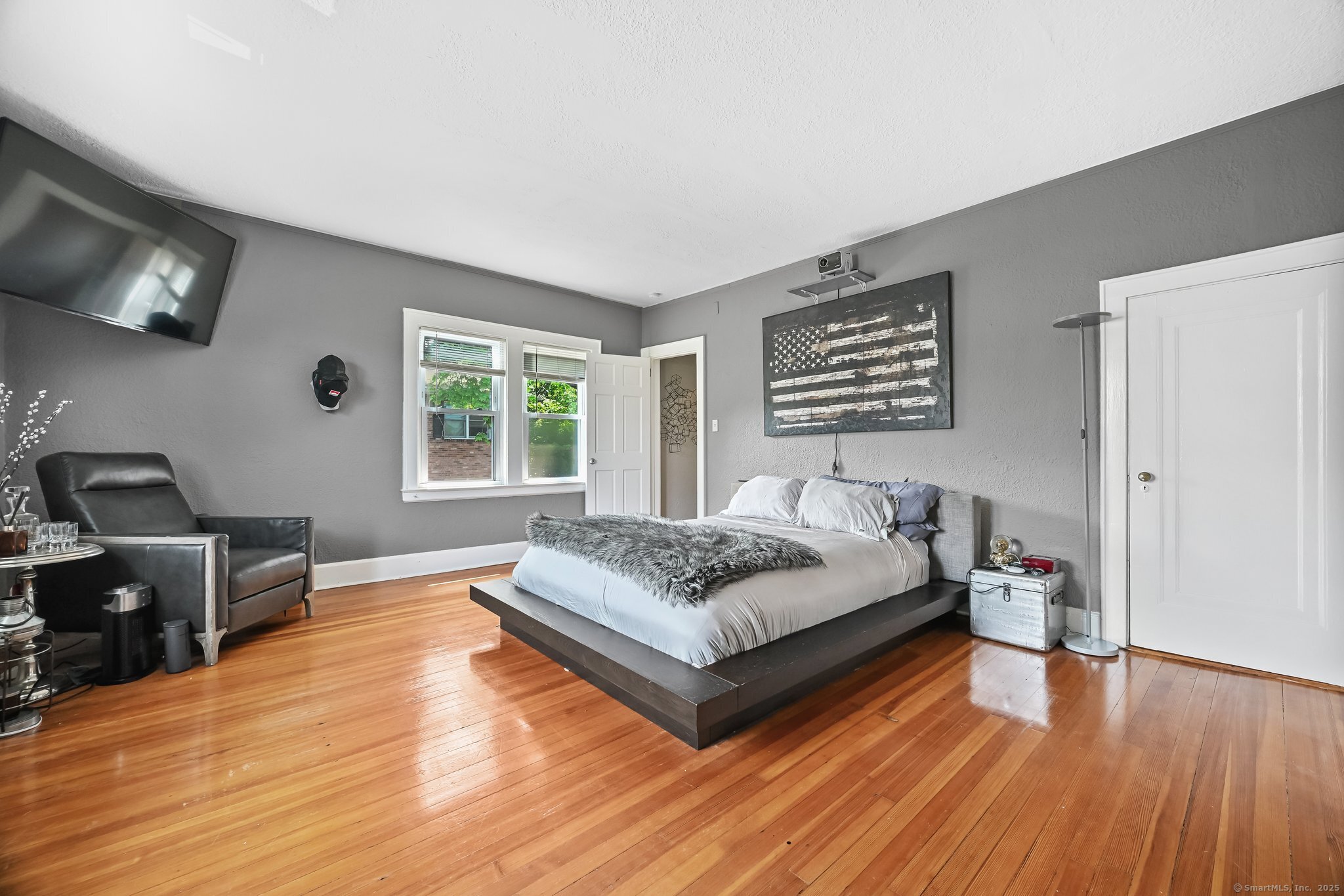 Greenwich, Connecticut 06830, United States, 3 Bedrooms Bedrooms, ,1 BathroomBathrooms,Residential,Active,149052