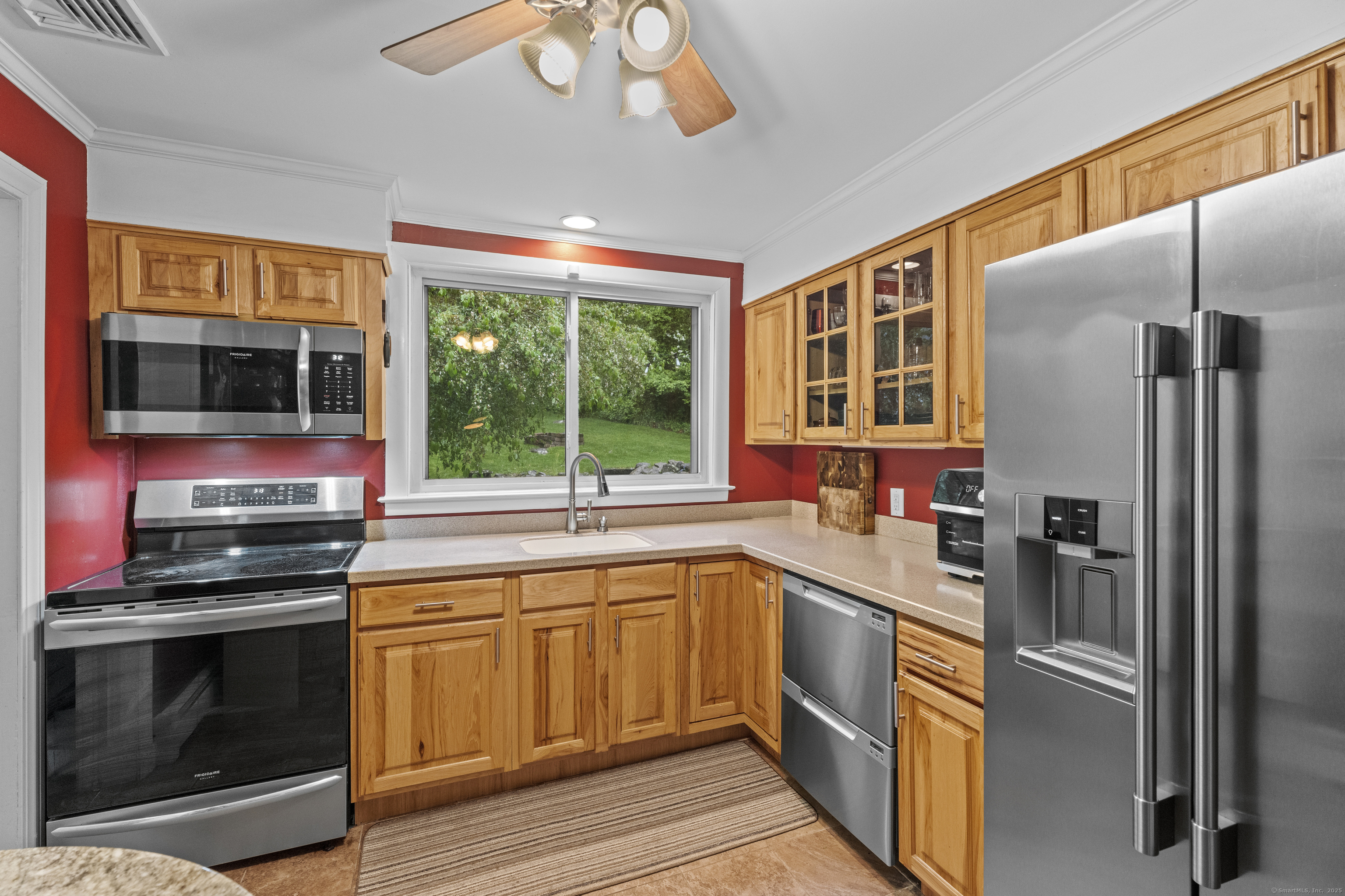 196 Harrison Road, Cheshire, Connecticut image 13