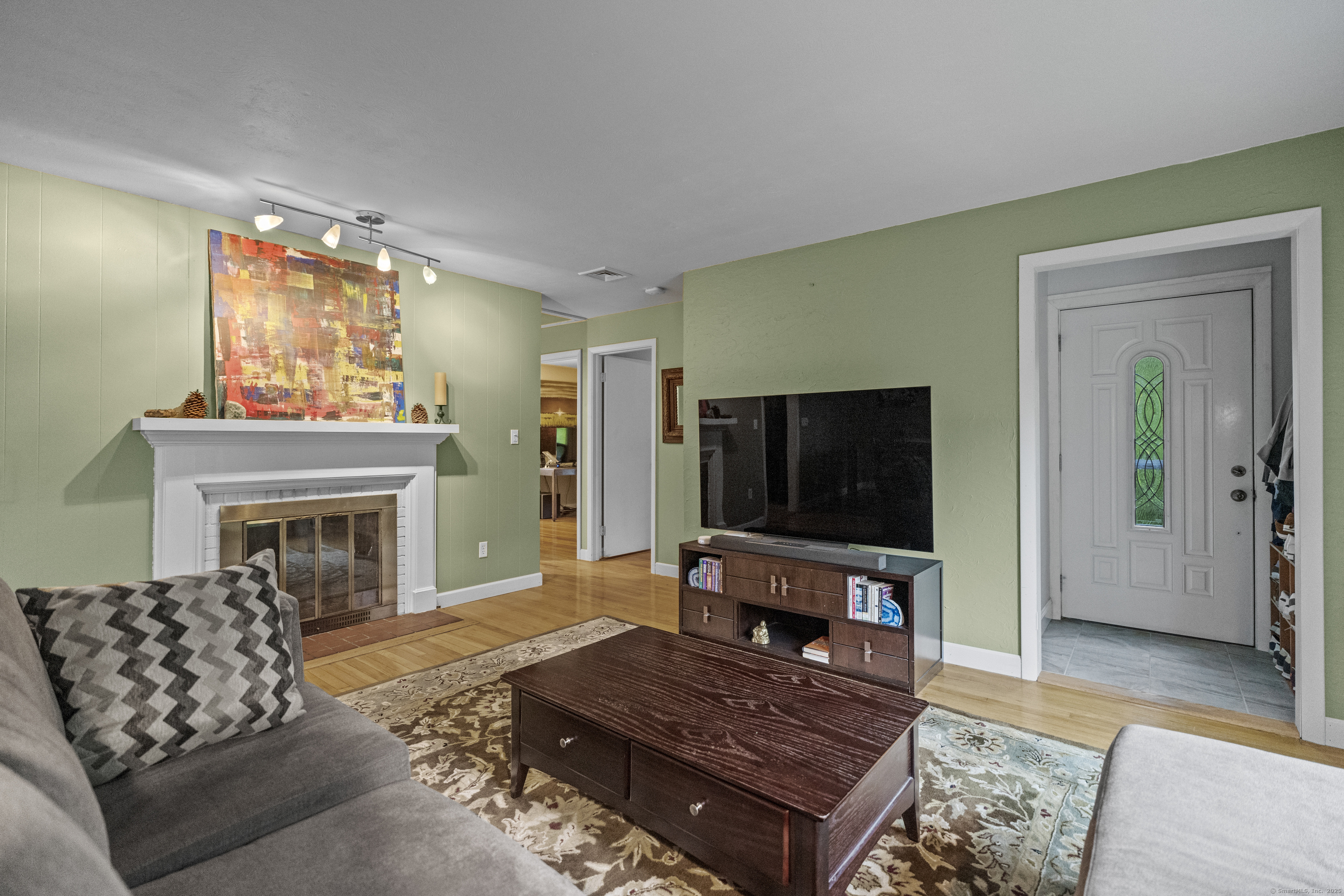 196 Harrison Road, Cheshire, Connecticut image 7
