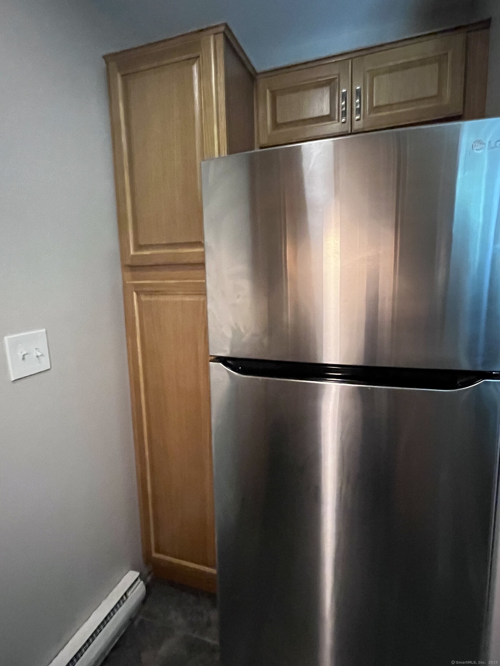 Farmington, Connecticut 06085, United States, 2 Bedrooms Bedrooms, ,1 BathroomBathrooms,Residential,Active,173083