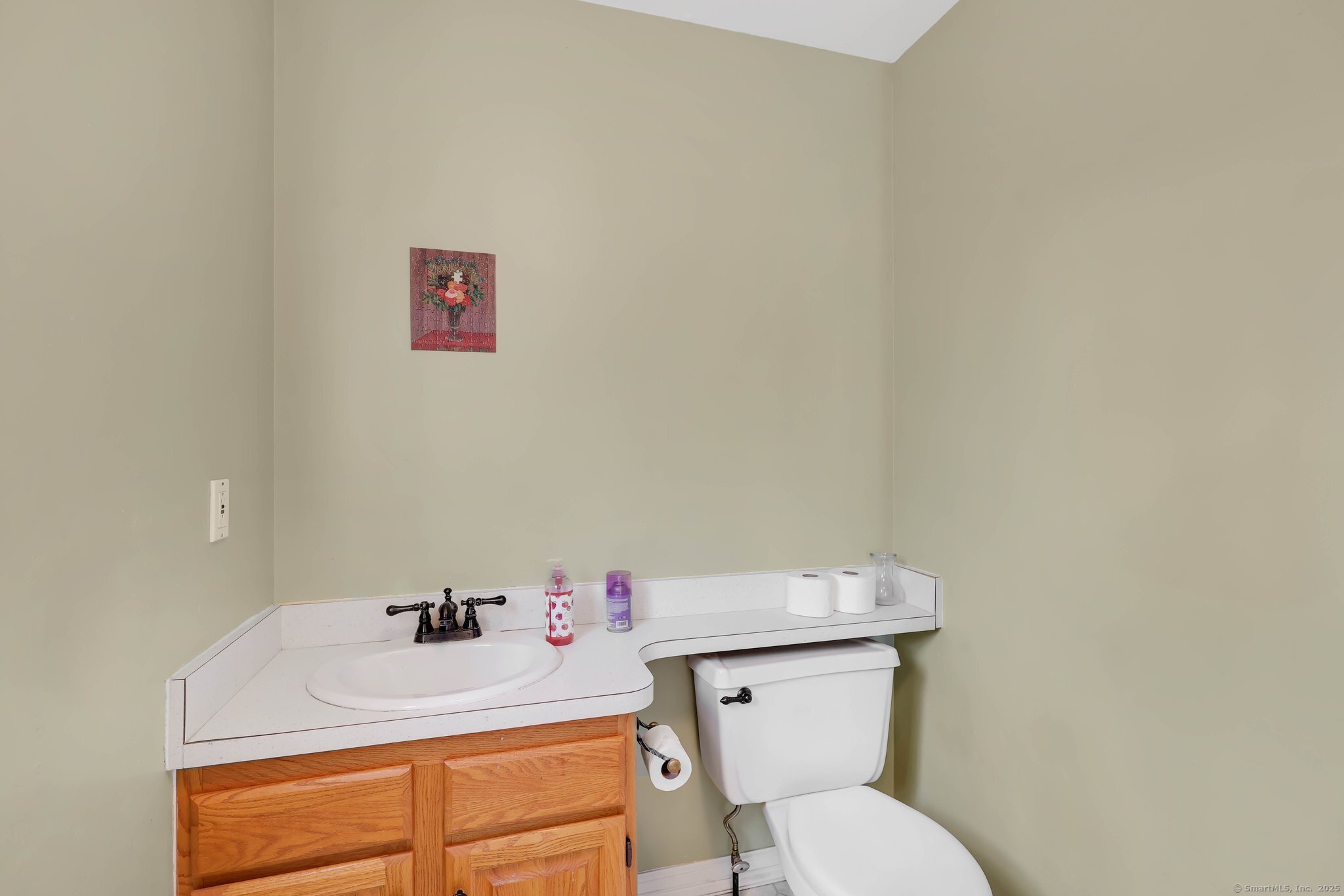 4 Grant Hill Road, Bloomfield, Connecticut image 16