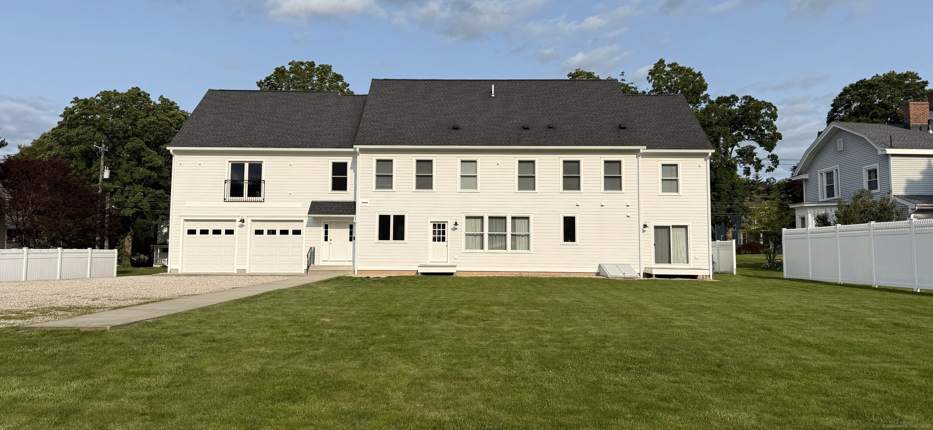 435 Maple Avenue