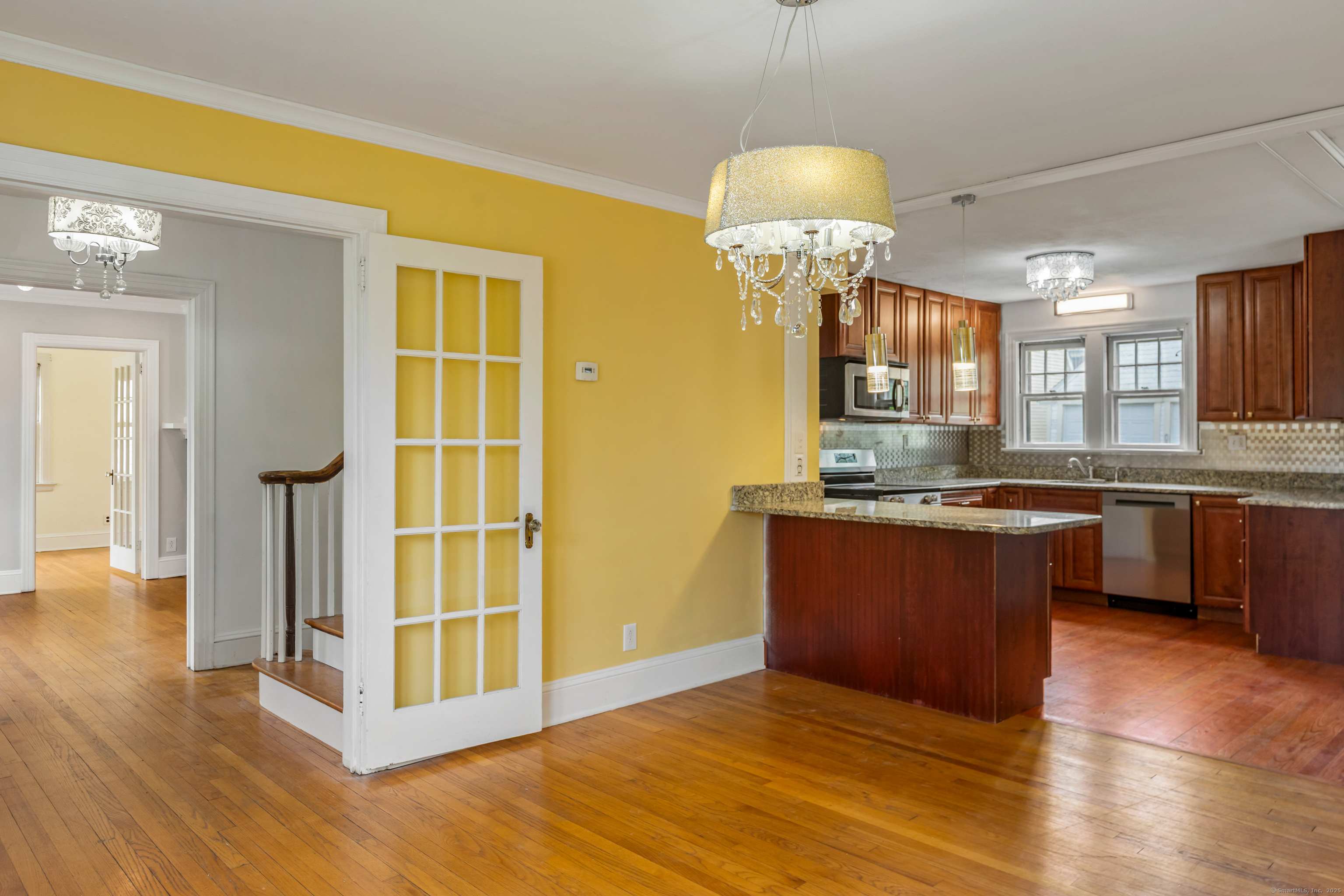 West Hartford, Connecticut 06119, United States, 4 Bedrooms Bedrooms, ,3 BathroomsBathrooms,Residential,Active,111678