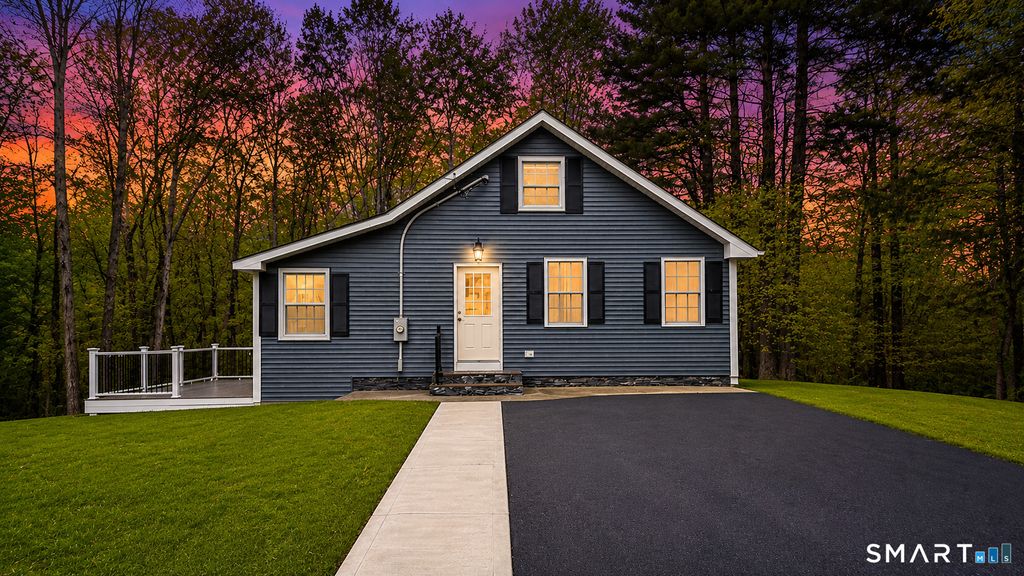 Photo of 15 Towner Lane, Oxford, CT 06478 (MLS # 24174348)