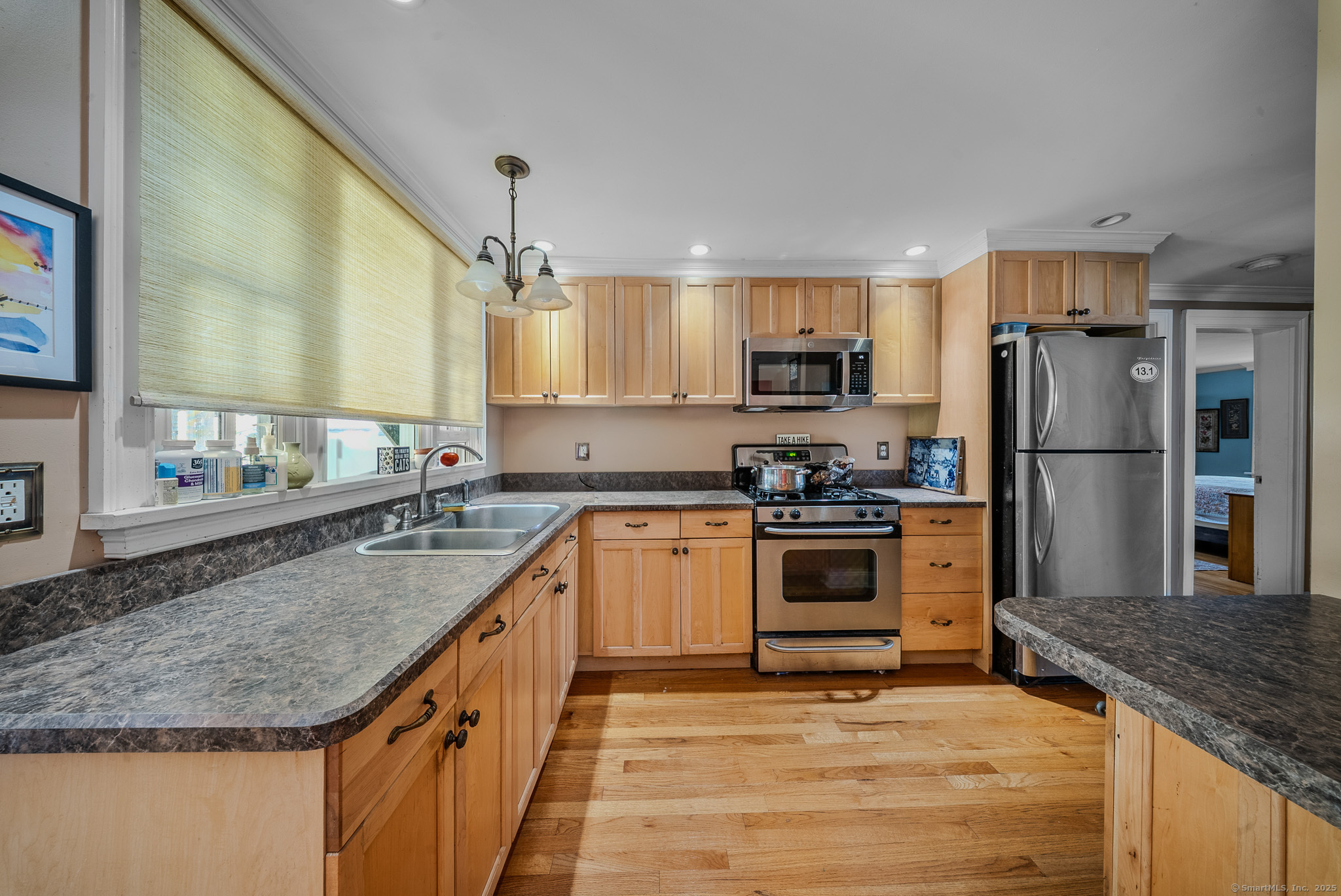 76 Suburban Avenue