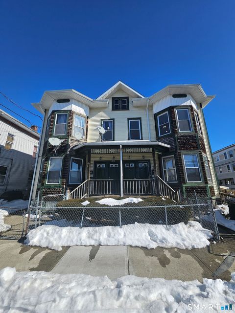 Condo For Sale - 236 Brooks Street #236<br/> Bridgeport, CT 06608