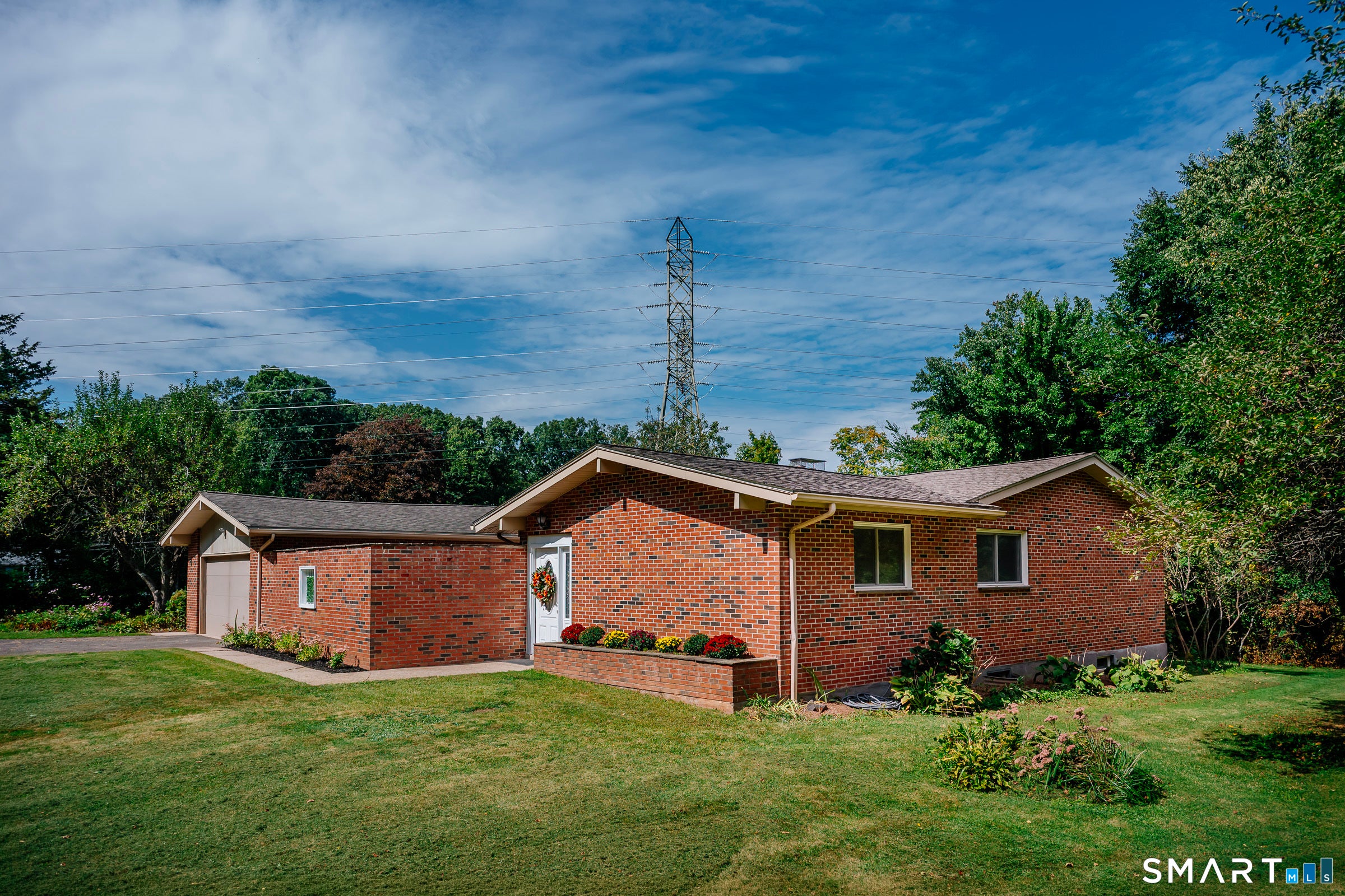 25 Wild Oak Drive