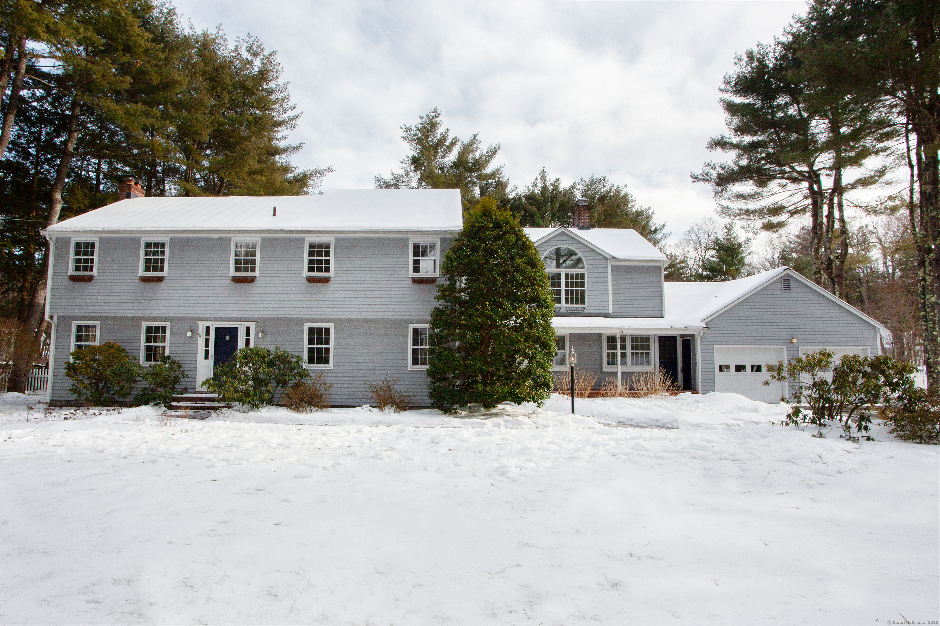 Property for Sale at Drumlin Road, Simsbury, Connecticut - Bedrooms: 5 
Bathrooms: 4 
Rooms: 11  - $689,900