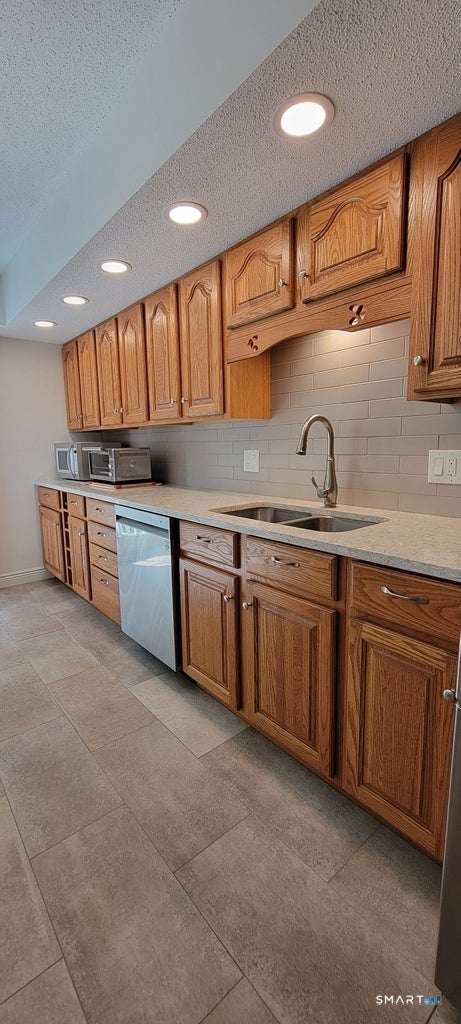 Tiny photo for 20 Wolf Hill Road #10C, Wolcott, CT 06716 (MLS # 24196673)