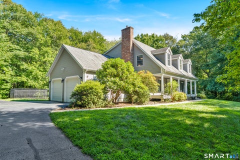 Photo of 14 Spinnaker Road, Waterford, CT 06385 (MLS # 24204906)