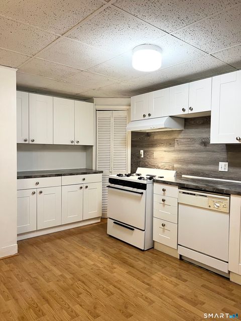 Photo of 143 William Street #A, Middletown, CT 06457 (MLS # 24147464)