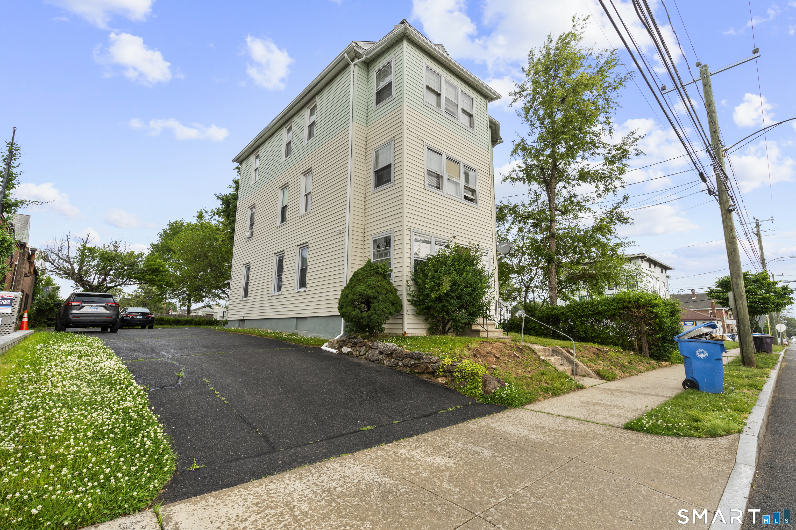 302 Allen Street