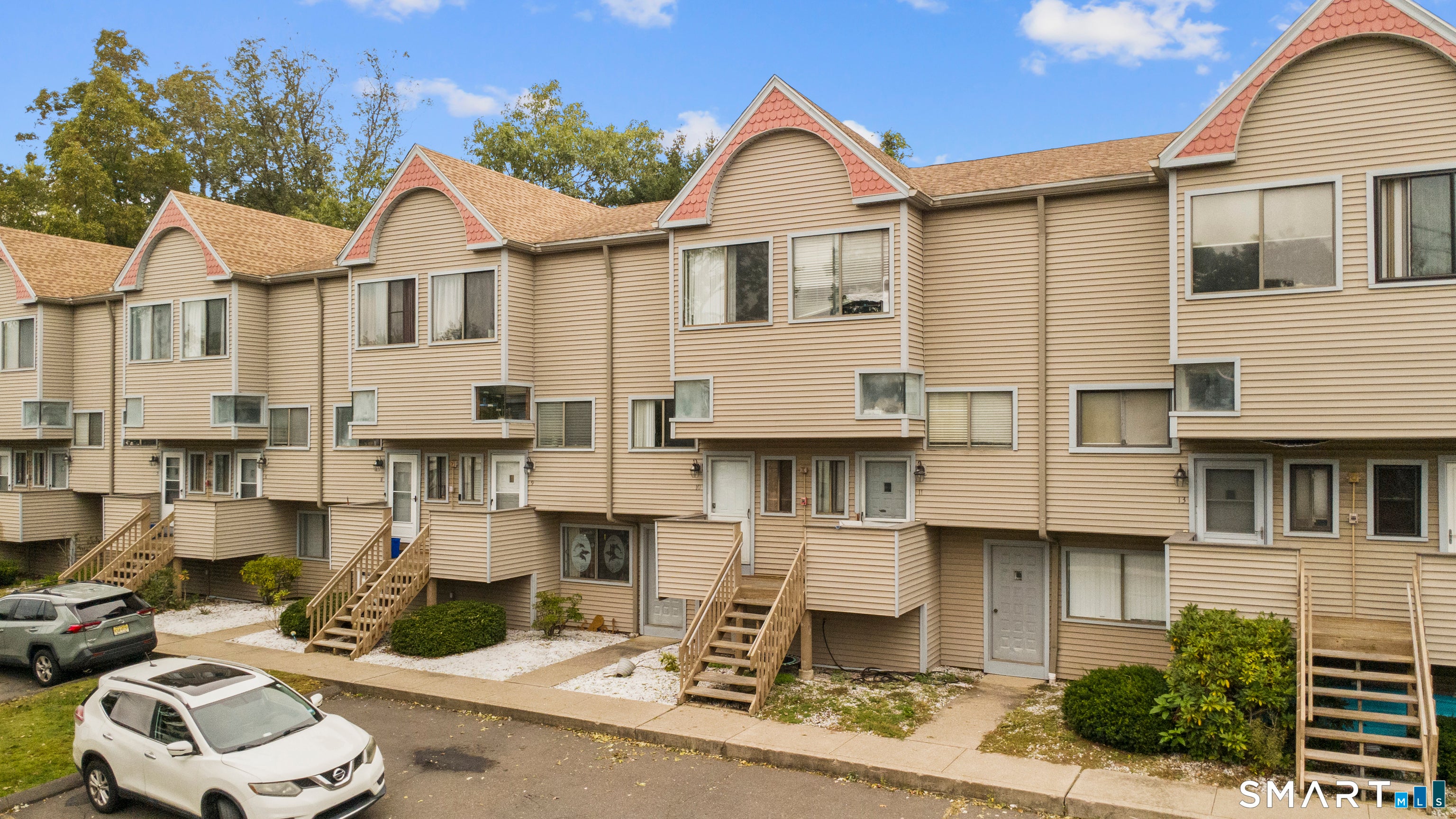 40 Crest Street 10