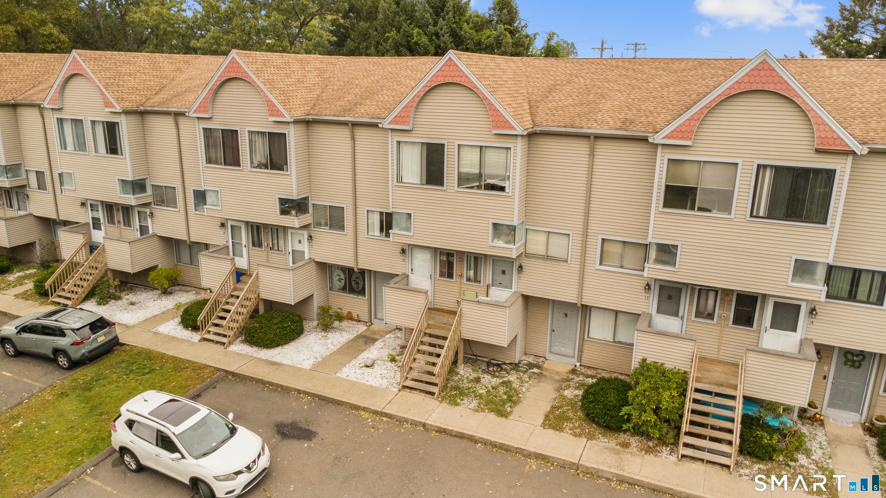 40 Crest Street 10