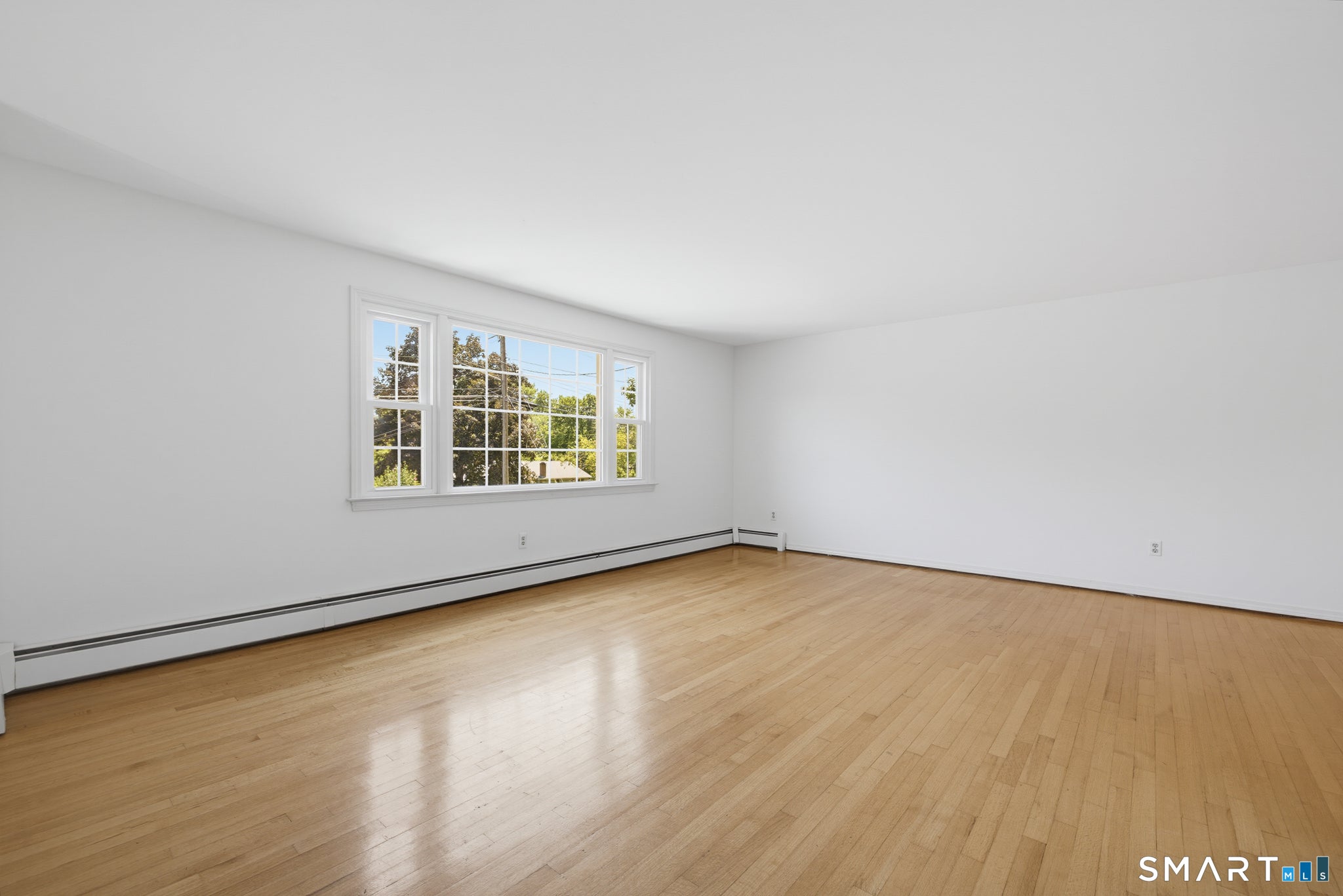 17 Riverside Drive