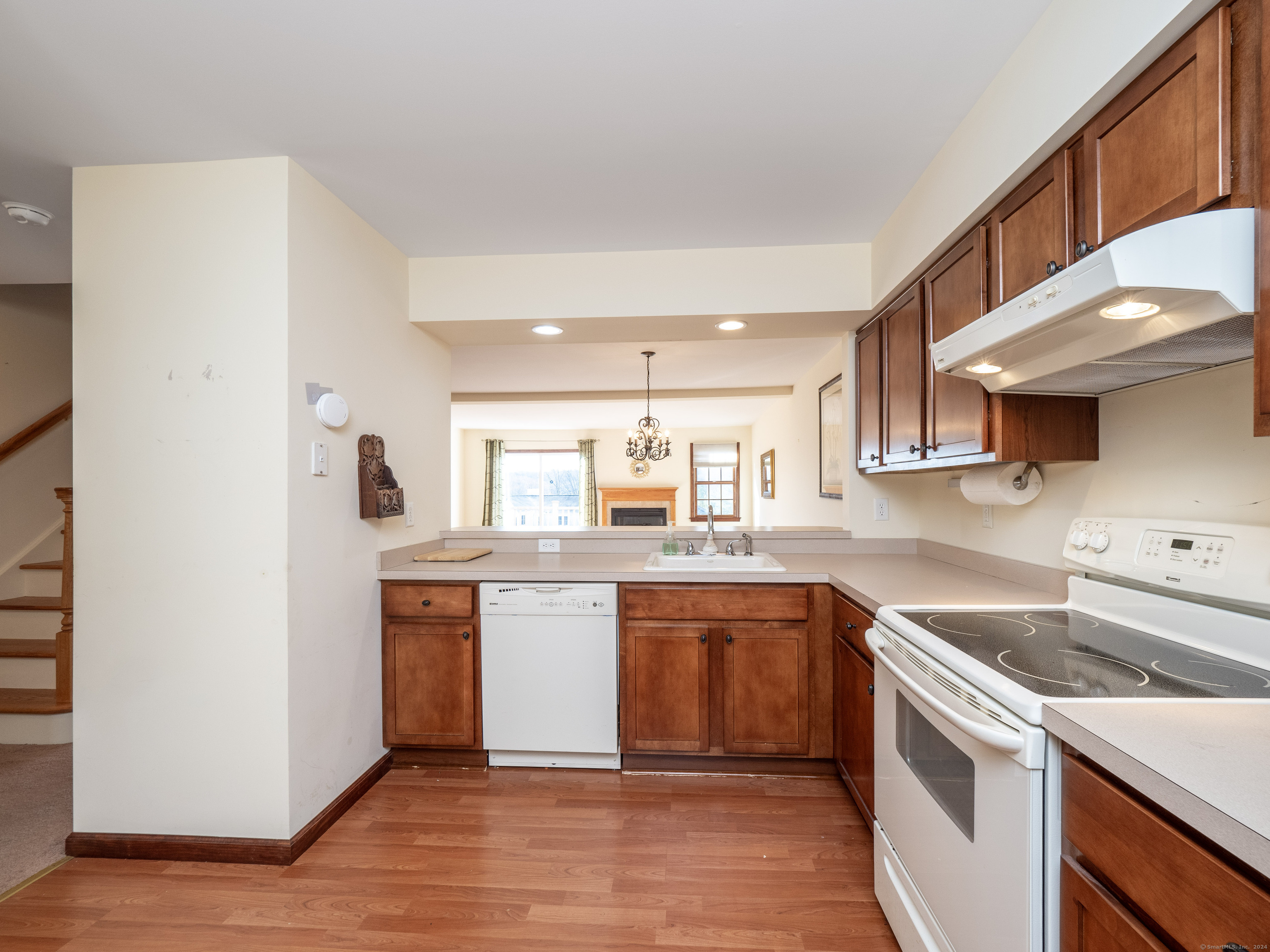 55 Mill Plain Road #6-4, Danbury, Connecticut image 4