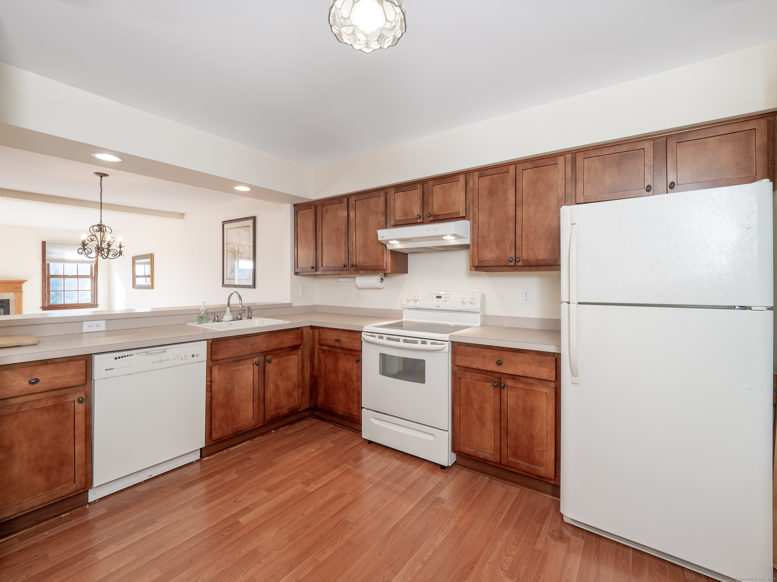 55 Mill Plain Road #6-4, Danbury, Connecticut image 3