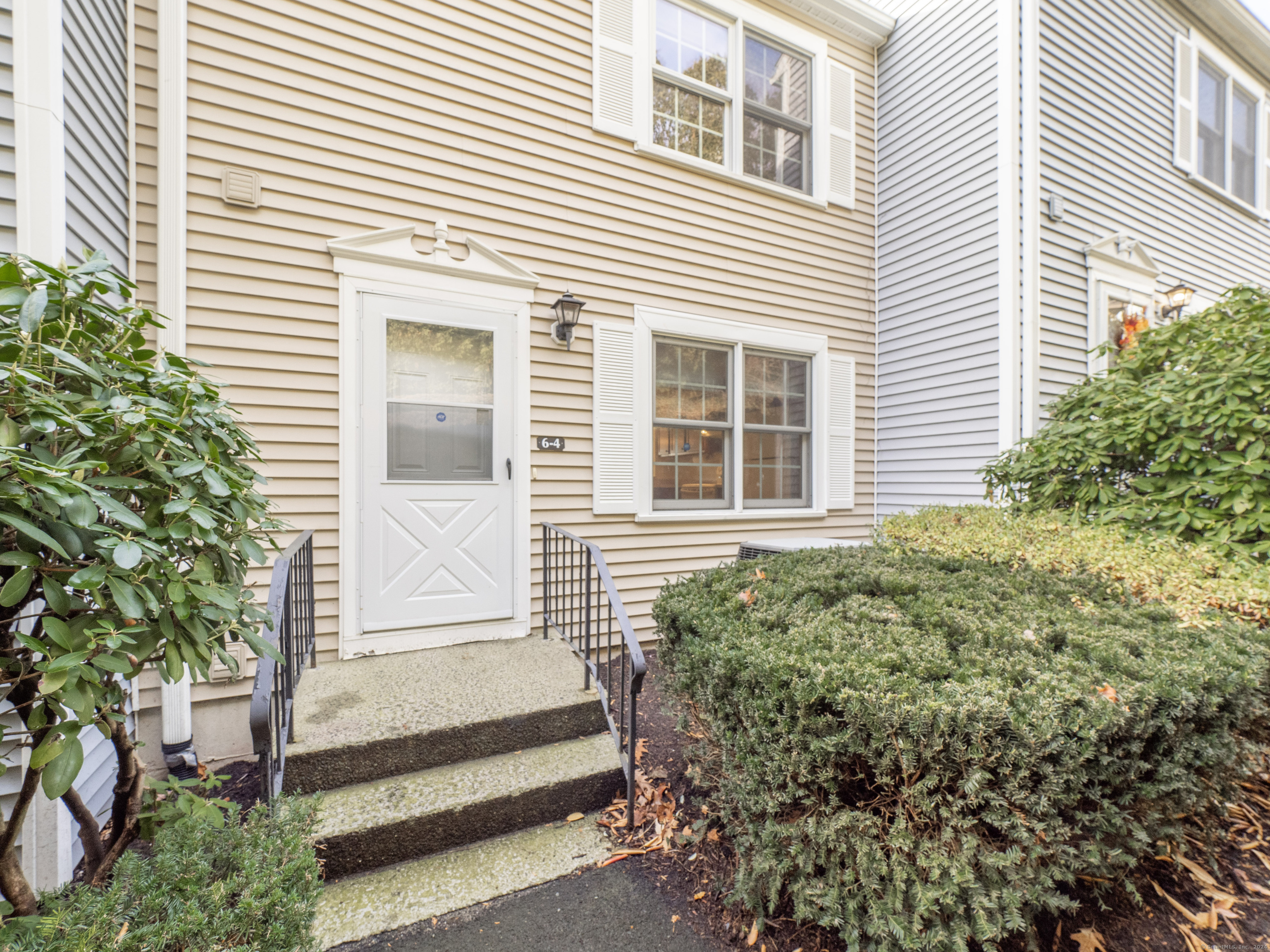 55 Mill Plain Road #6-4, Danbury, Connecticut image 2