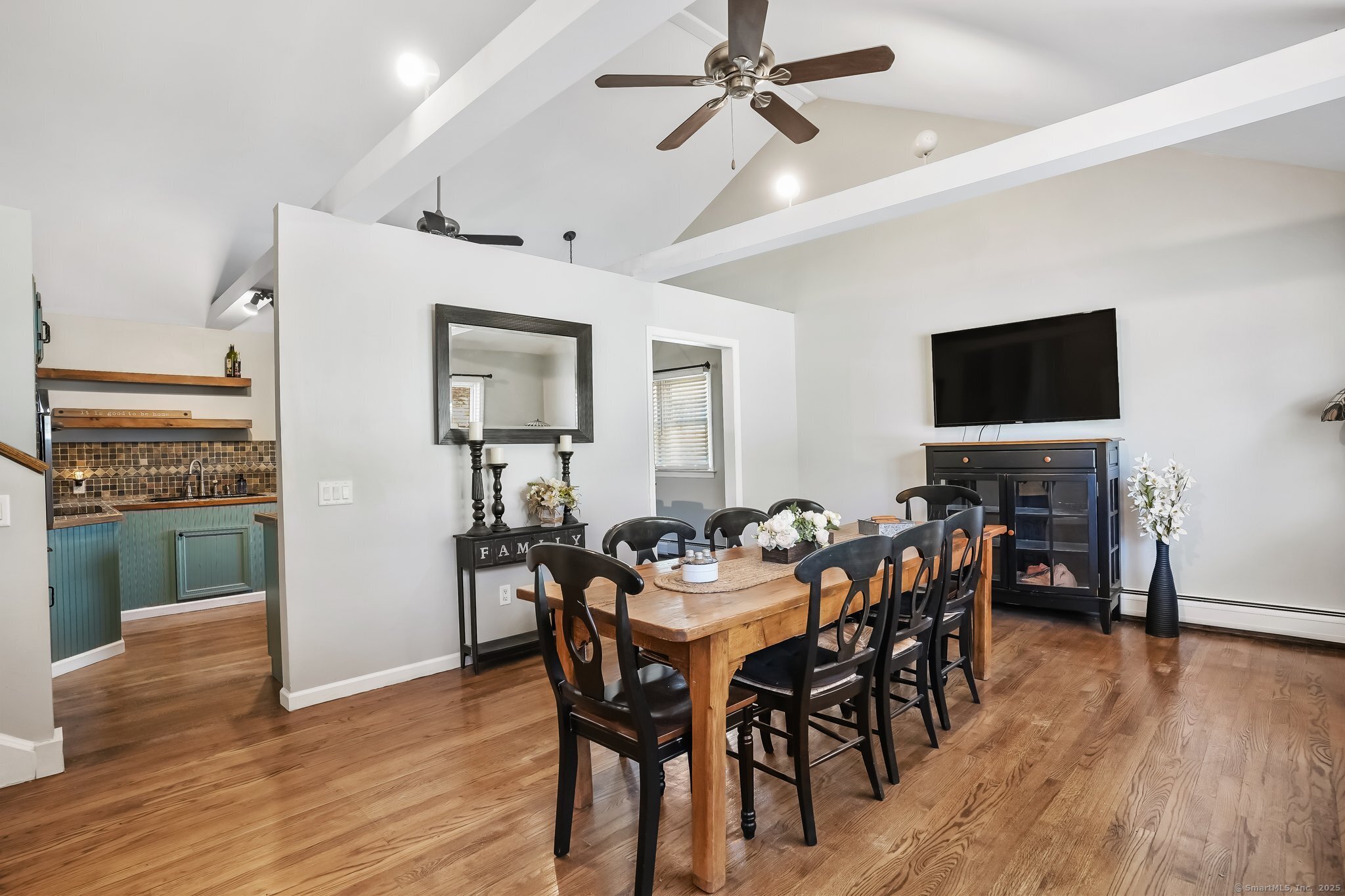 16 Skyline Terrace, Danbury, Connecticut image 4